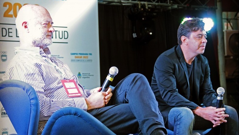Marcelo Gallardo dio una charla a jóvenes atletas