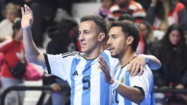 La vida es fiesta: la Selección Argentina volvió al país con toda la carga y derrotó dos veces a Vietnam