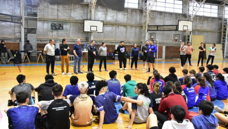 Los jóvenes del mañana: la Confederacion Argentina de handball realizó nueva concentración regional