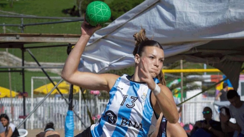 El beach handball prepara su exhibición en Paris 2024, y cuatro argentinos estarán presentes