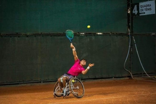 Gonzalo Lazarte, el tenista paralímpico que quiere llevarse el mundo por delante
