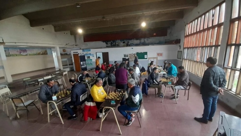 El ajedrez hizo escuela en la cárcel de Batán