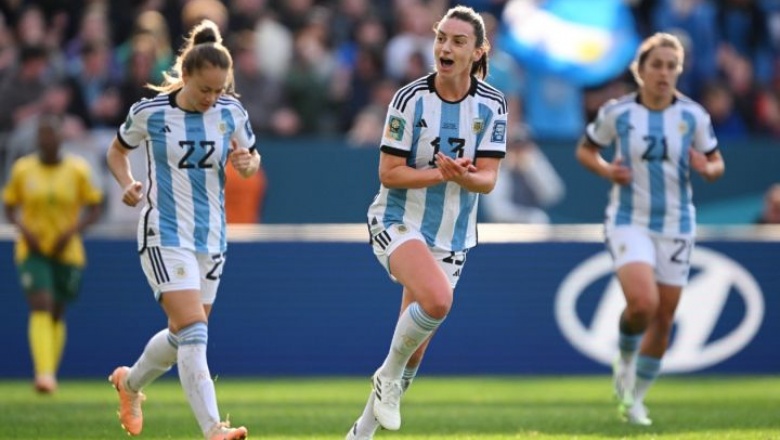 Cuando todo estaba perdido, aparecieron los goles: la Selección Argentina rescató un empate con Sudáfrica y sueña con la clasificacion