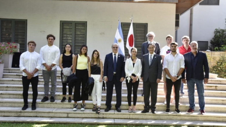 Los medallistas argentinos de Tokio fueron agasajados en la residencia del embajador de Japon