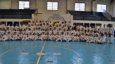 La Asociacion de Taekwon-Do Universal celebró sus 28 años de vida a pura diversión