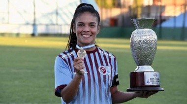 Mariana Gaitán, jugadora de UAI Urquiza: "Las futbolistas no somos solamente 11 en la cancha, somos millones"