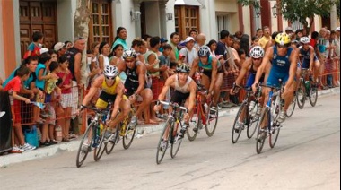 La Paz tiene todo listo para recibir el triatlón más grande y mítico del continente