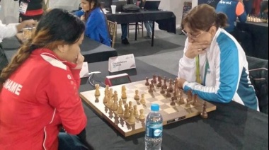 Una exhibición que deleitó al público: dos oros y un bronce para el ajedrez argentino