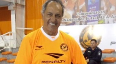 El rugido del Pichichi: Daniel Scioli volvió a jugar con su club y falló un doble penal