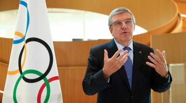 El Comité Olimpico Internacional defiende la vuelta de atletas rusos bajo una bandera neutral