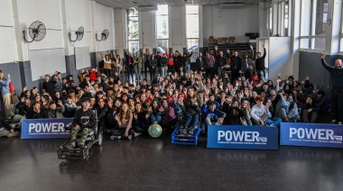 Powerchair Football y una actividad inclusiva con más de 150 alumnos secundarios en Vicente López