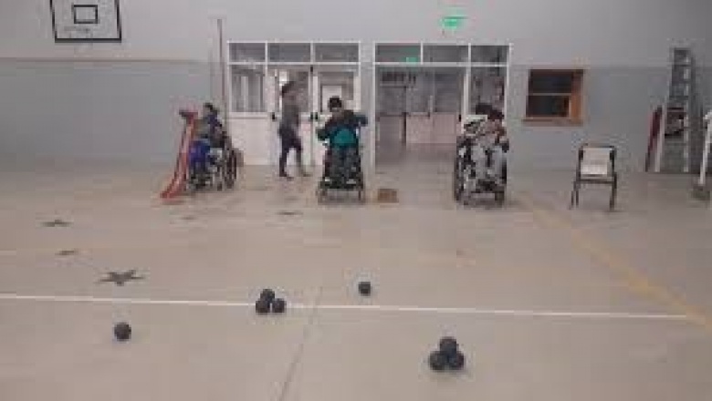 Bochas para todos y todas en Trelew: taller inclusivo para personas con discapacidad motriz