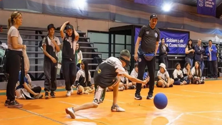 Alumnos de Lomas de Zamora aprendieron inclusión a través del goalball