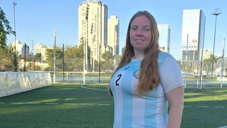 Florencia Massenzana: psicóloga, mamá y campeona del mundo con Las Murciélagas