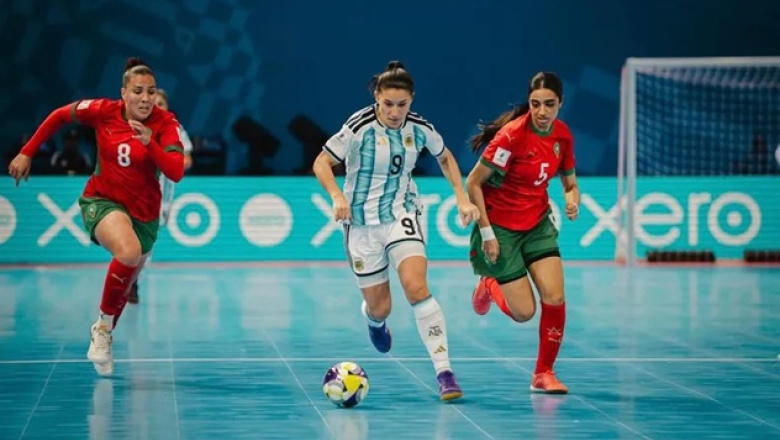 El mundo del futsal la mira: Ana Ontiveros y un año para siempre