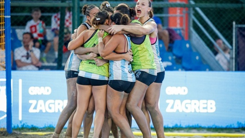 Una huella Kamikaze imborrable sobre la arena. ¡Argentina campeón mundial en beach handball!