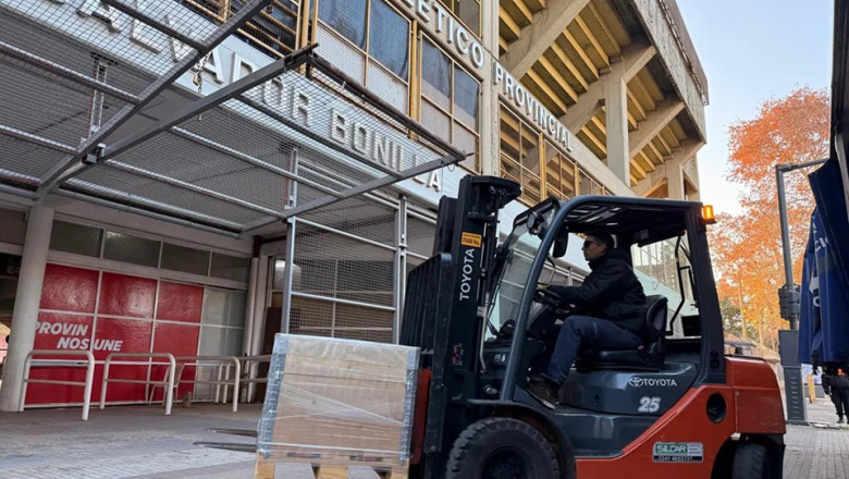 Santa Fe 2026 ya toma forma: llegó el primer equipamiento internacional
