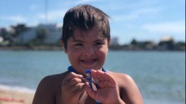 Un chico marplatense con síndrome de down se convirtió en el nadador mas joven en completar 1500 metros en aguas abiertas