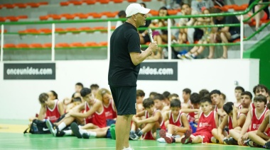 Cancha abierta para el talento: el "Oveja" Hernández inspira a los nuevos jugadores