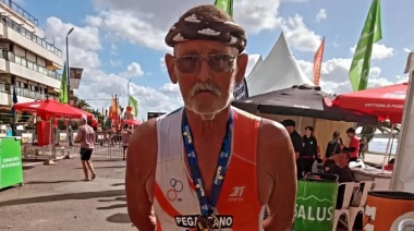 Un viejo lobo de mar, ruedas y asfalto: el uruguayo Miguel Pegazzano, de 74 años, completó el Ironman de Punta del Este