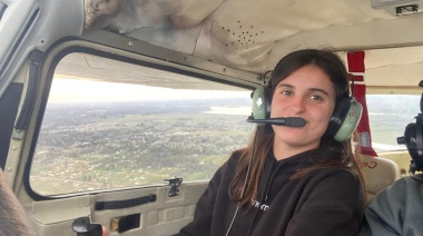 María Azul Muzio, la arquera con licencia para volar