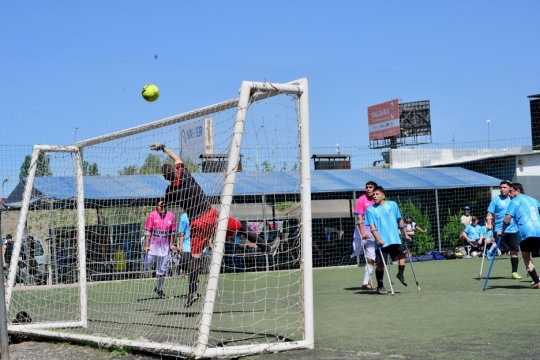 El alma del fútbol para amputados: un juego de coraje y esperanza