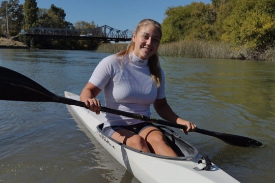 Candela Velázquez, en la recta final hacia las aguas del Panamericano