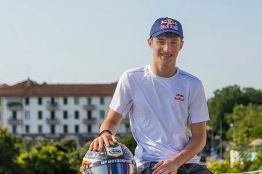 Mattia Colnaghi, el relámpago joven que ilumina la pista