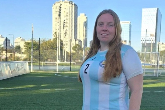Florencia Massenzana: psicóloga, mamá y campeona del mundo con Las Murciélagas