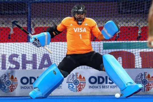 Dos leones rozan la cima del hockey mundial