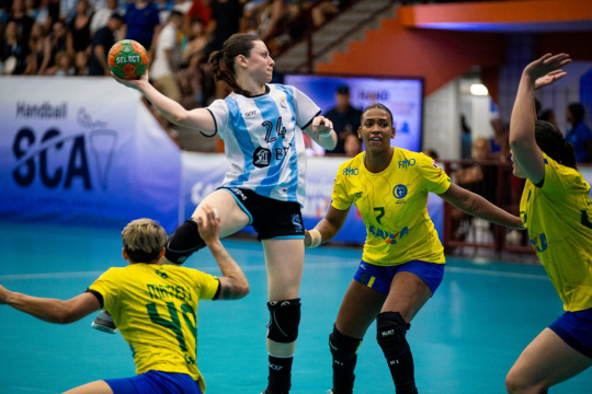 Argentina abre un nuevo capítulo en su odisea mundial de handball