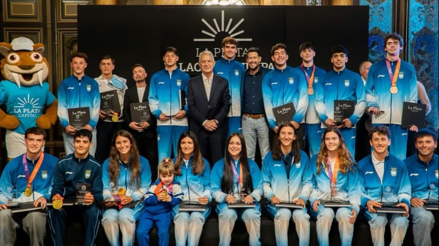 El regreso de los protagonistas: La Plata reconoció a sus atletas
